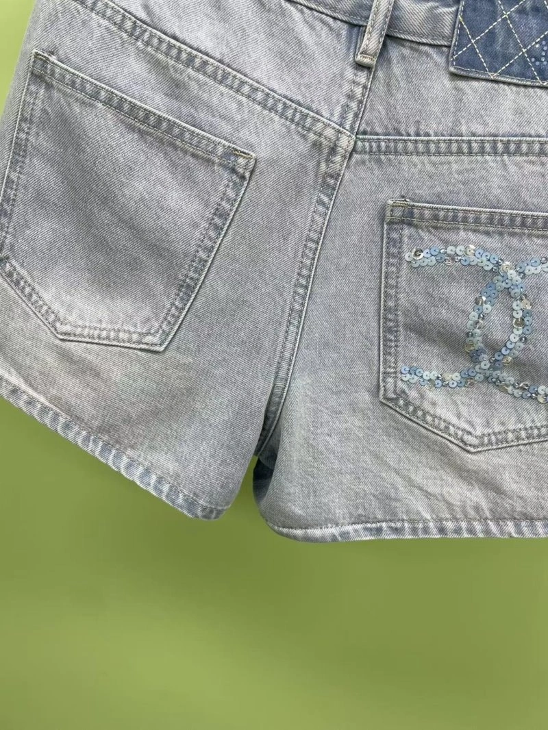 Supportive Chanel Jeans 109831