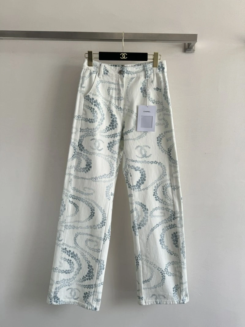 Sophisticated Chanel Jeans 109819