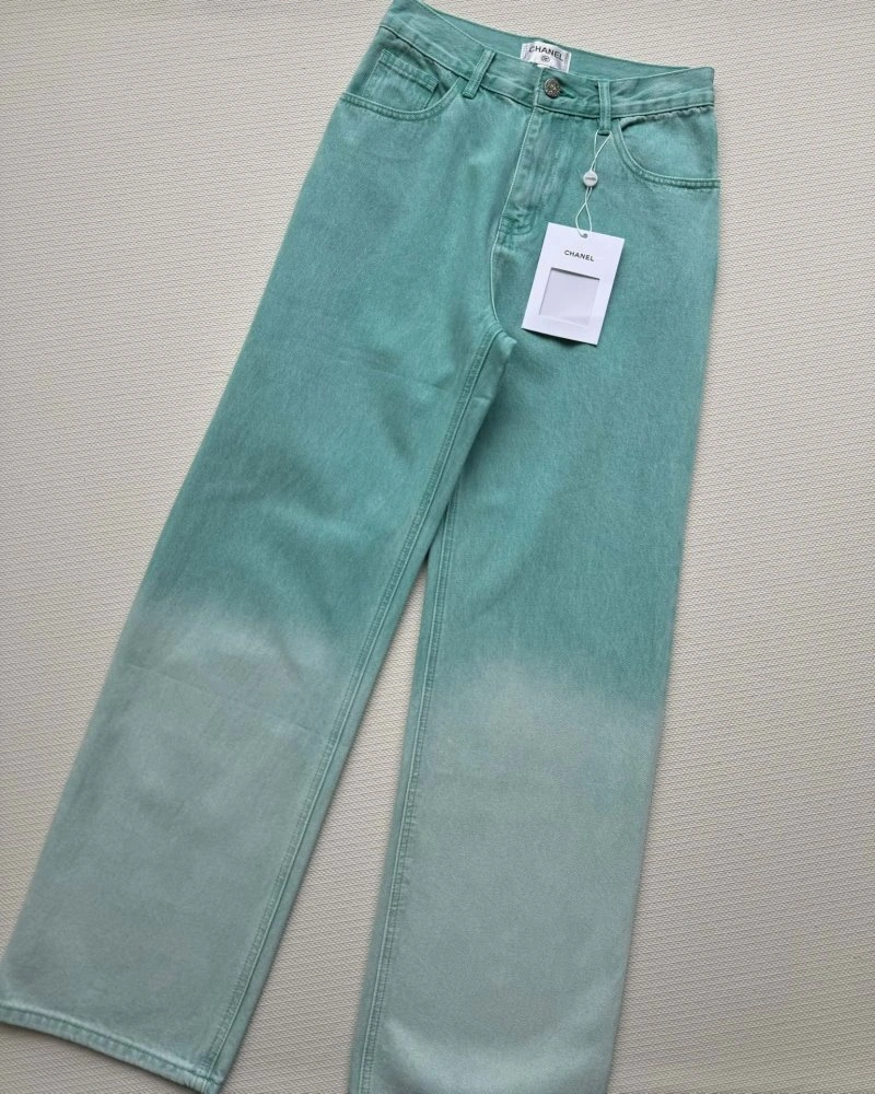 Chanel Jeans Classic 109821