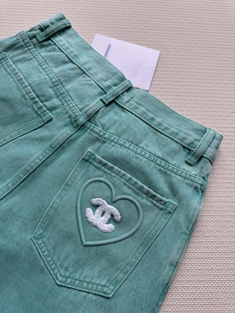 Chanel Jeans Classic 109821