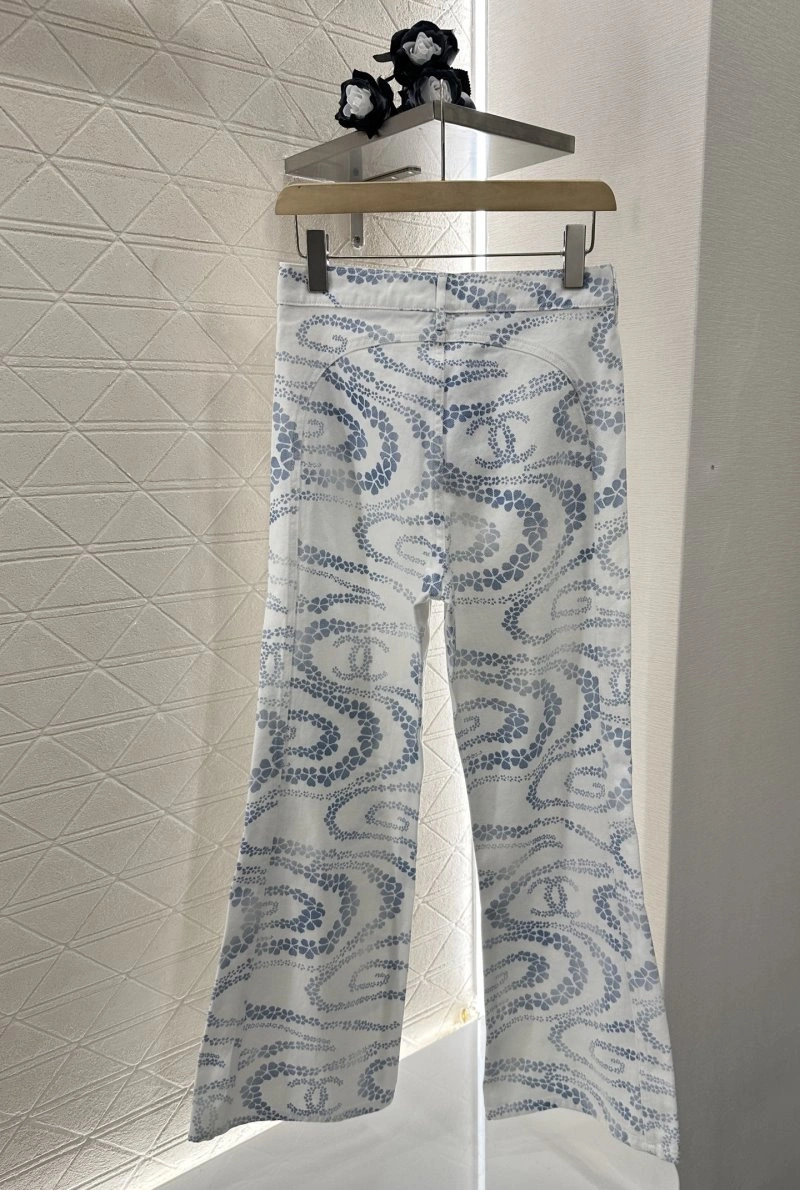 Attractive Chanel Jeans 109843