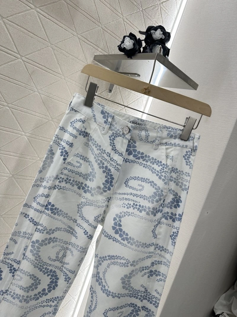 Attractive Chanel Jeans 109843