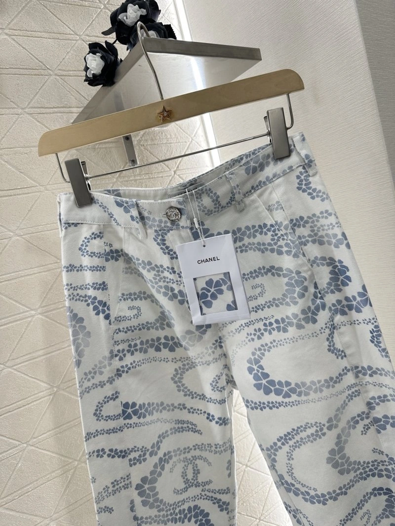 Attractive Chanel Jeans 109843