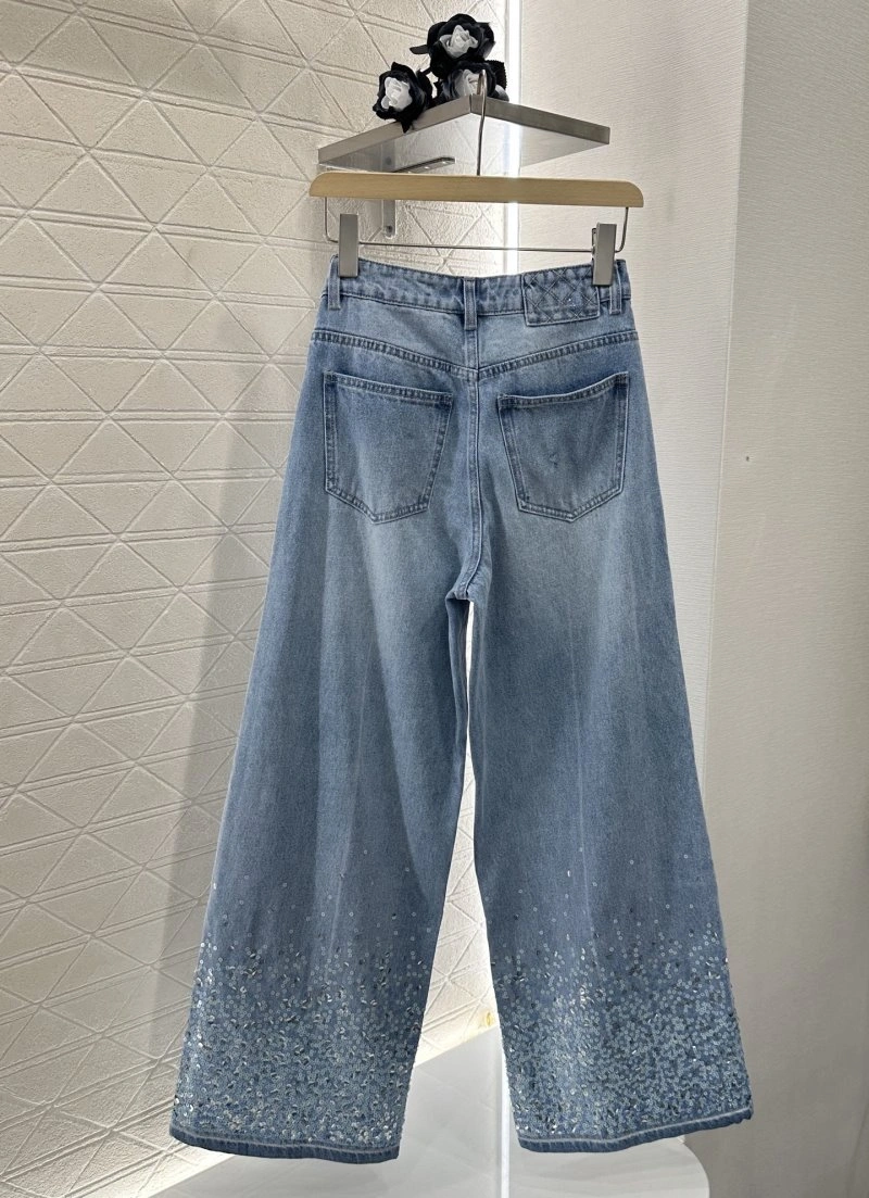 Attractive Chanel Jeans 109824