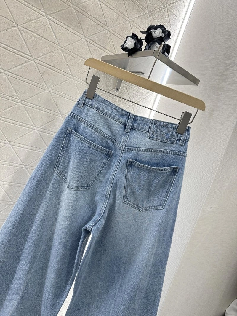 Attractive Chanel Jeans 109824