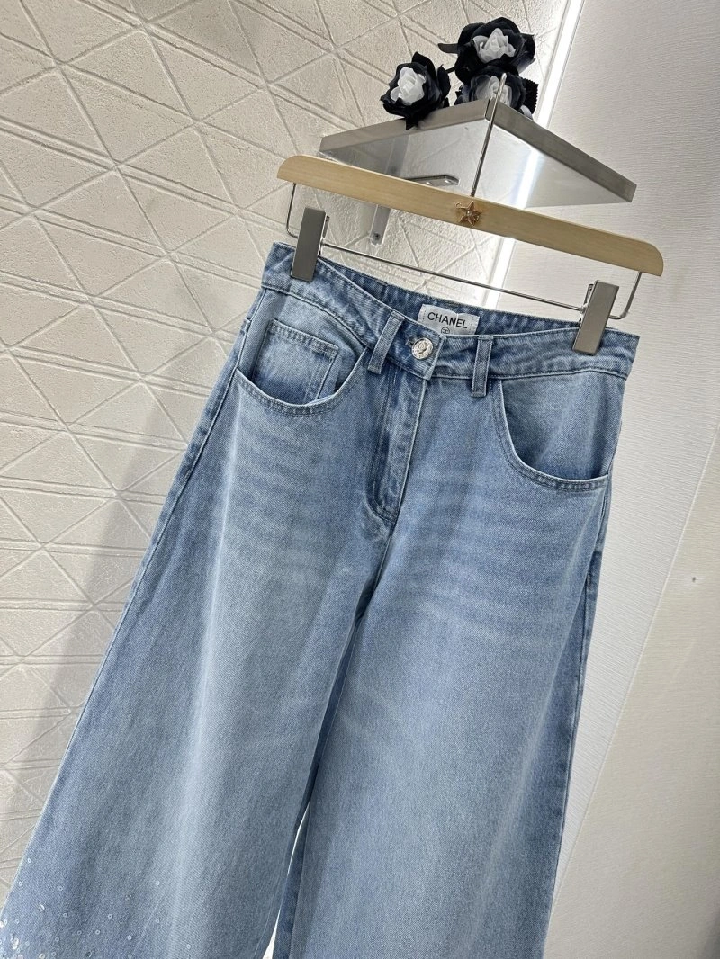 Attractive Chanel Jeans 109824