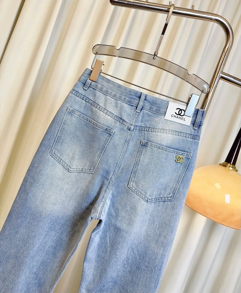 Chanel Jeans Snug 109837