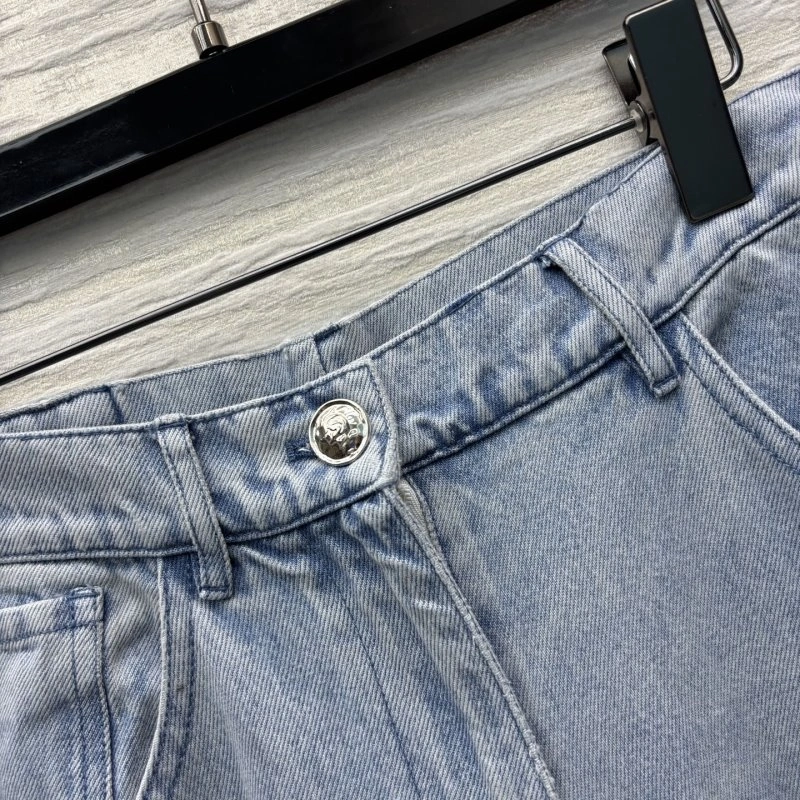 Chanel Jeans Sophisticated 109825