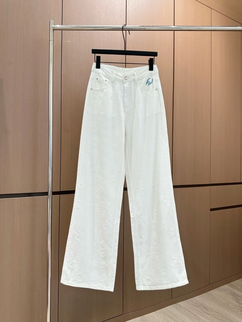 WeatherProof Chanel Jeans 109826