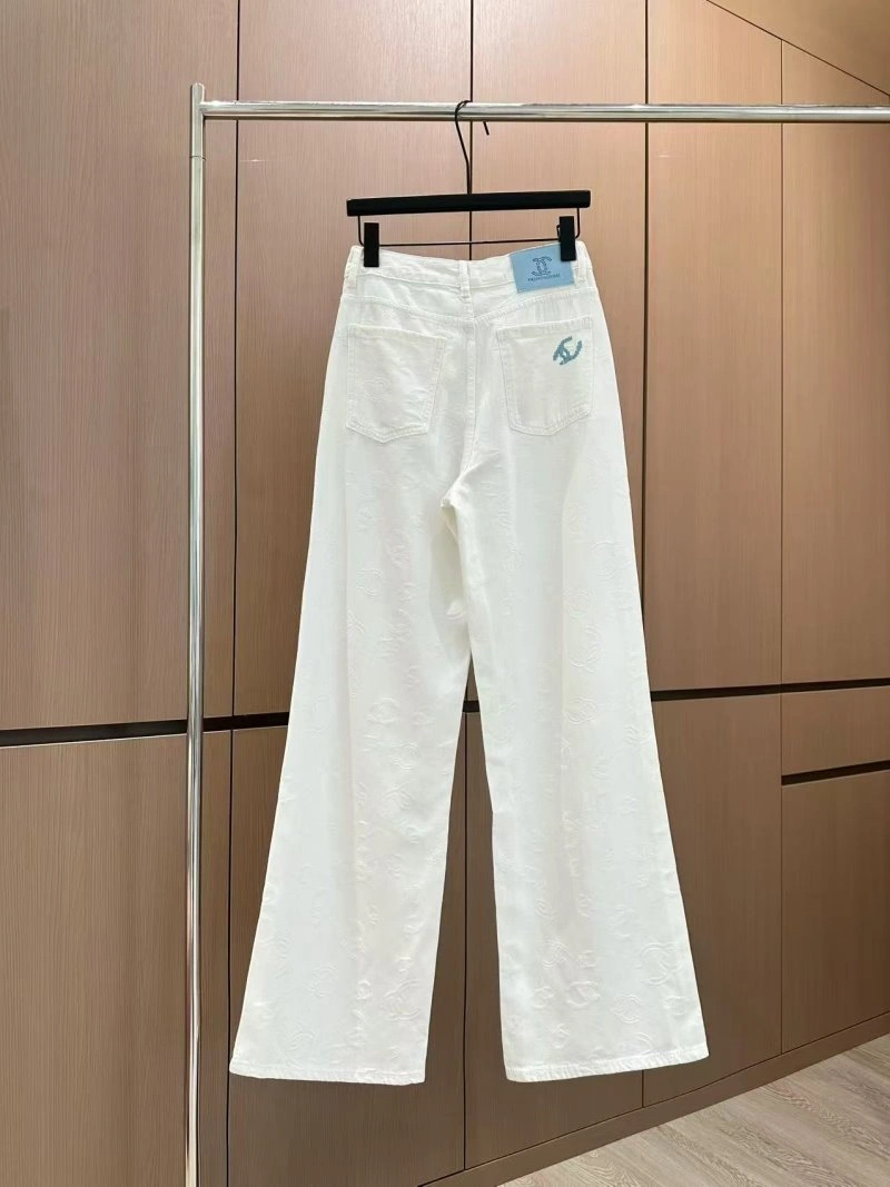 WeatherProof Chanel Jeans 109826