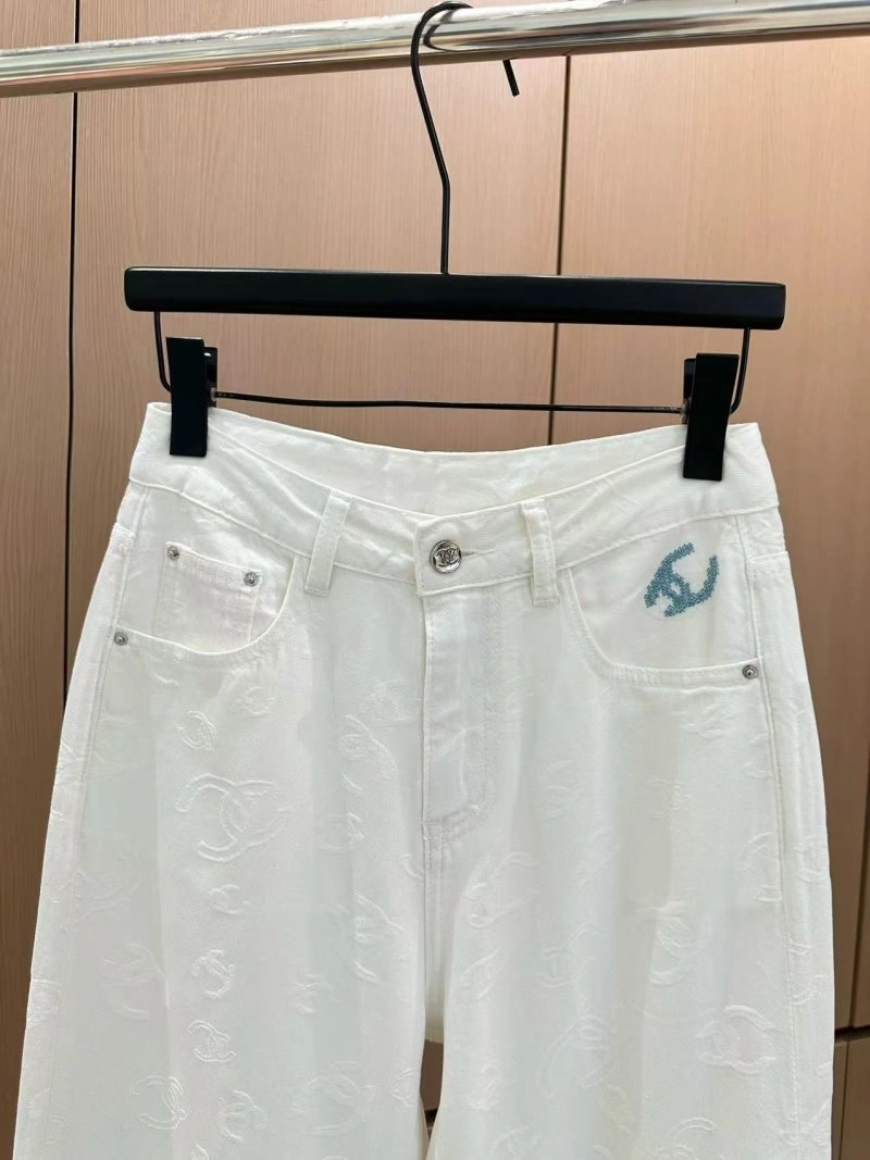 WeatherProof Chanel Jeans 109826