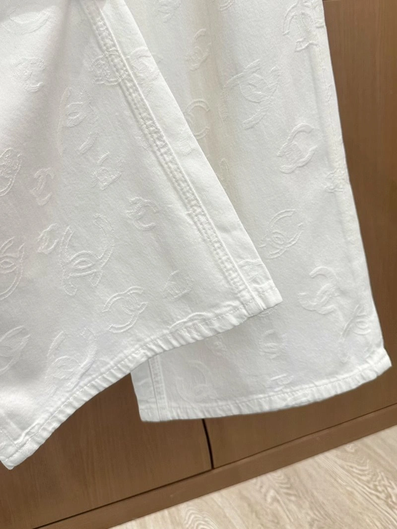 WeatherProof Chanel Jeans 109826