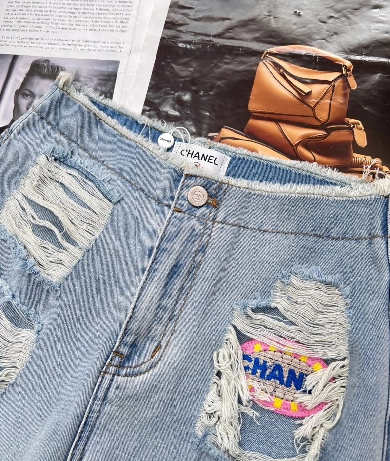 Compact Chanel Jeans 109490