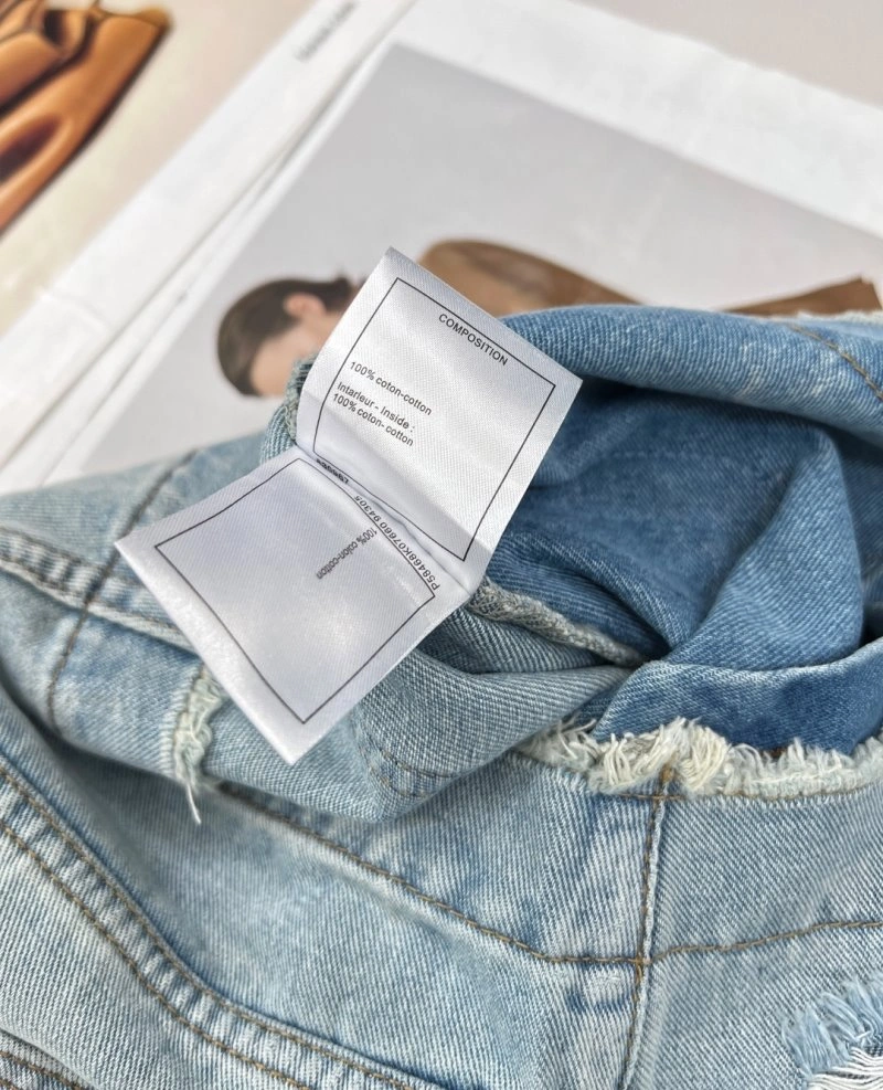 Compact Chanel Jeans 109490