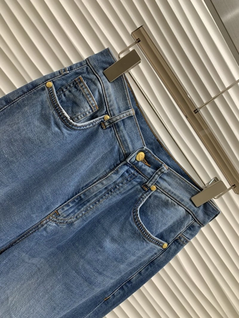 Durable Chanel Jeans 109495
