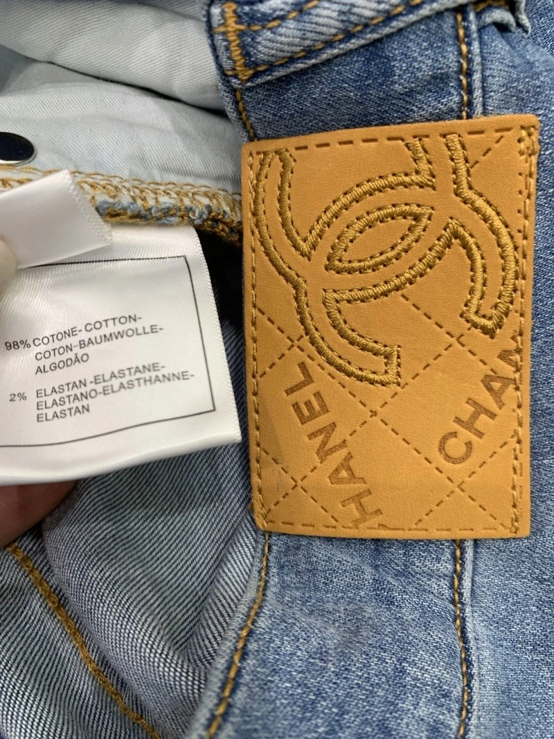 Durable Chanel Jeans 109495