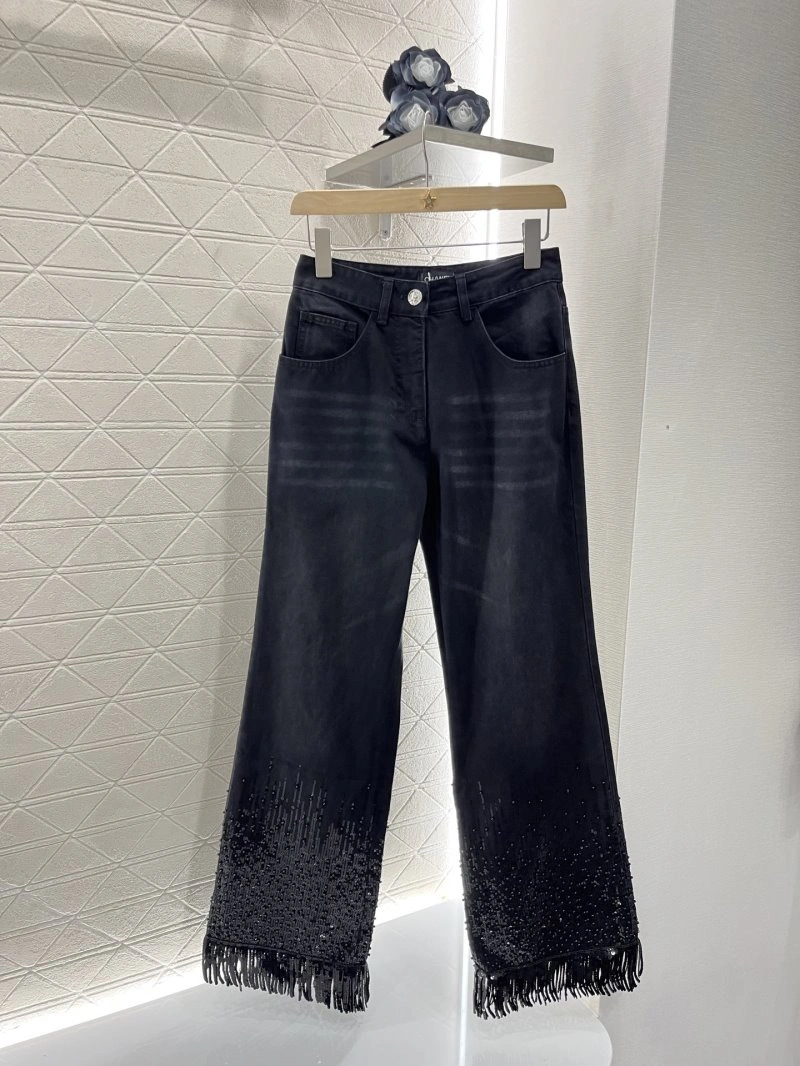 Comfortable Chanel Jeans 109481