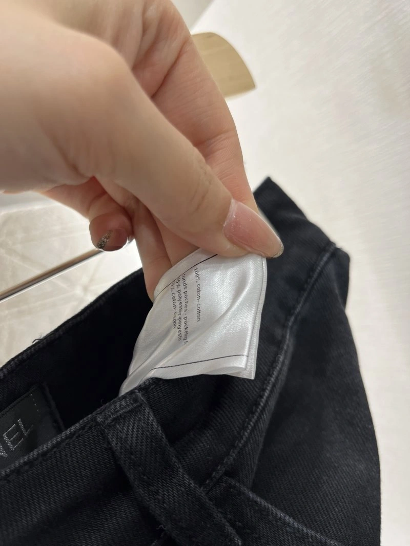 Comfortable Chanel Jeans 109481