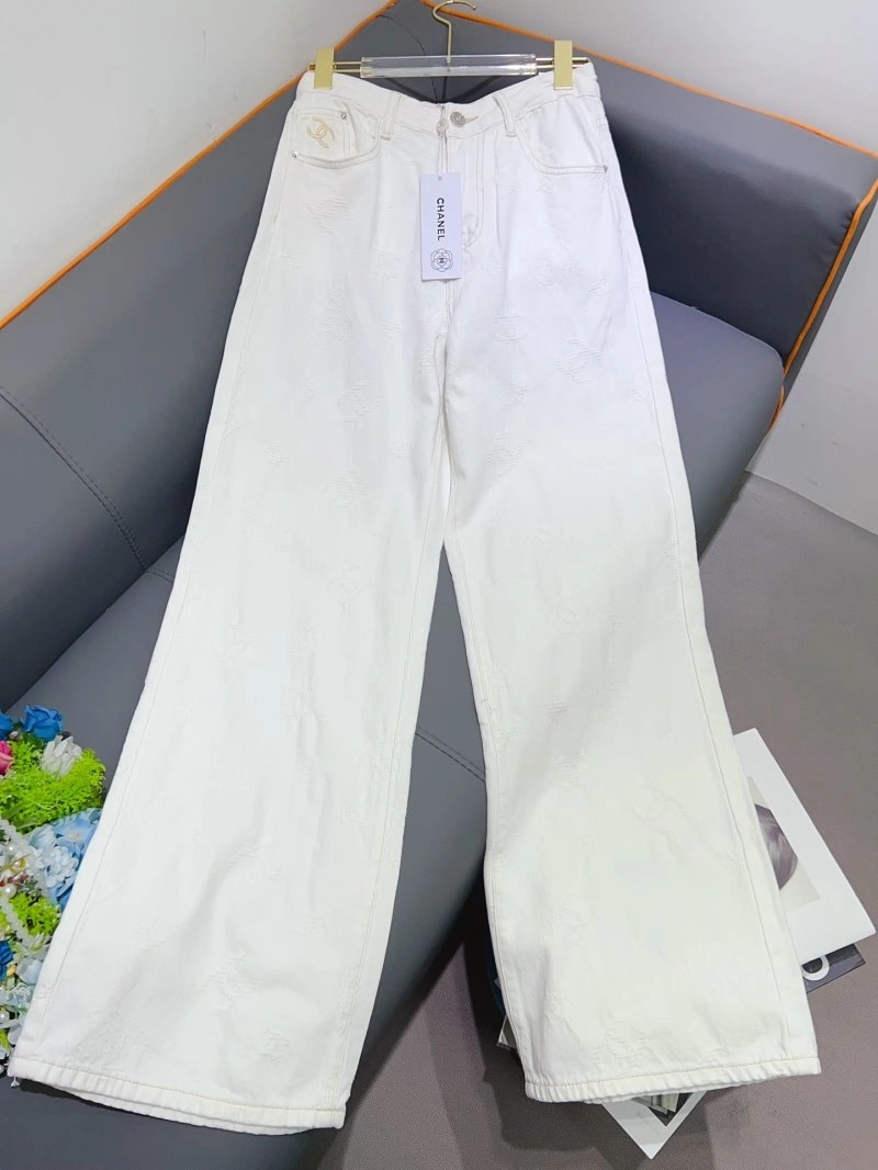 Contemporary Chanel Jeans 109503