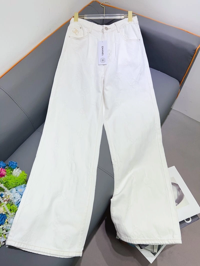 Contemporary Chanel Jeans 109503
