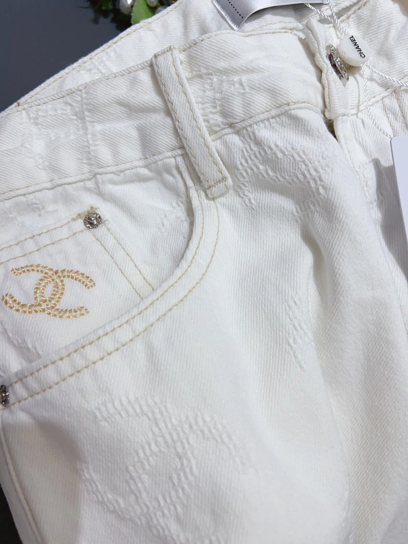 Contemporary Chanel Jeans 109503