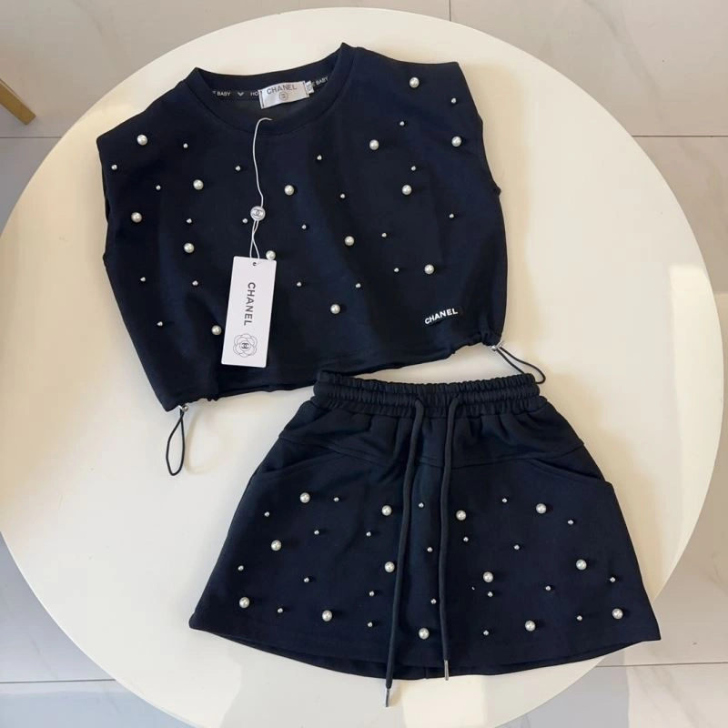 Unisex Chanel Kids 111136