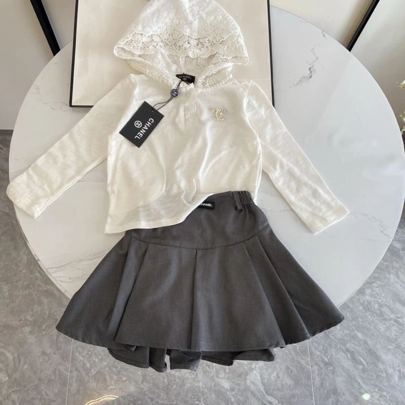 Chanel Kids Attractive 111151