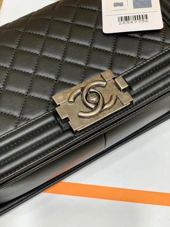 Chanel Leboy Series Bags Breathable 54918