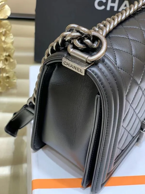 Chanel Leboy Series Bags Breathable 54918