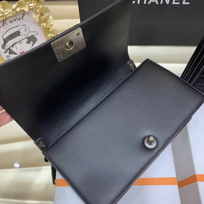 Chanel Leboy Series Bags Breathable 54918