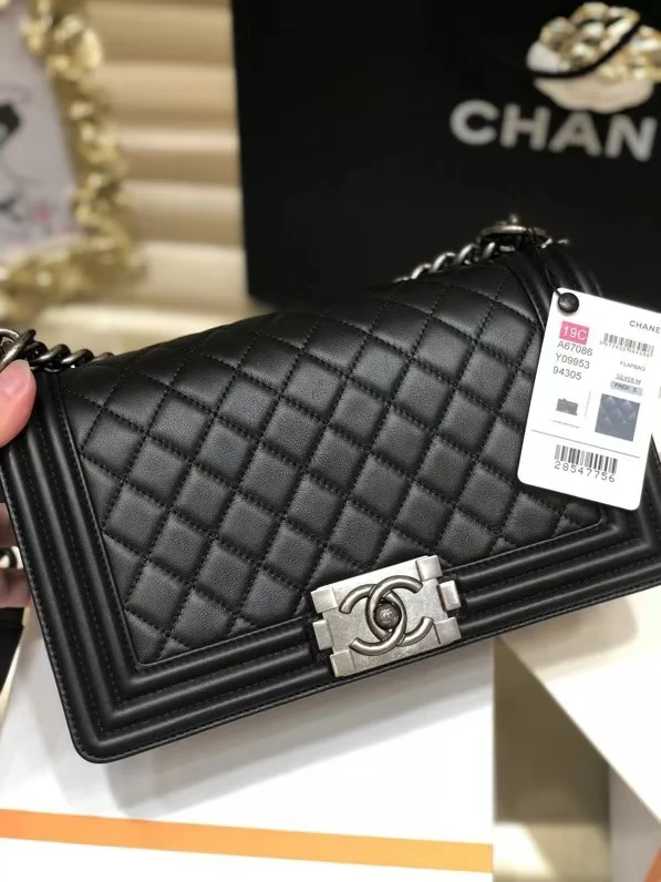 Chanel Leboy Series Bags Breathable 54918