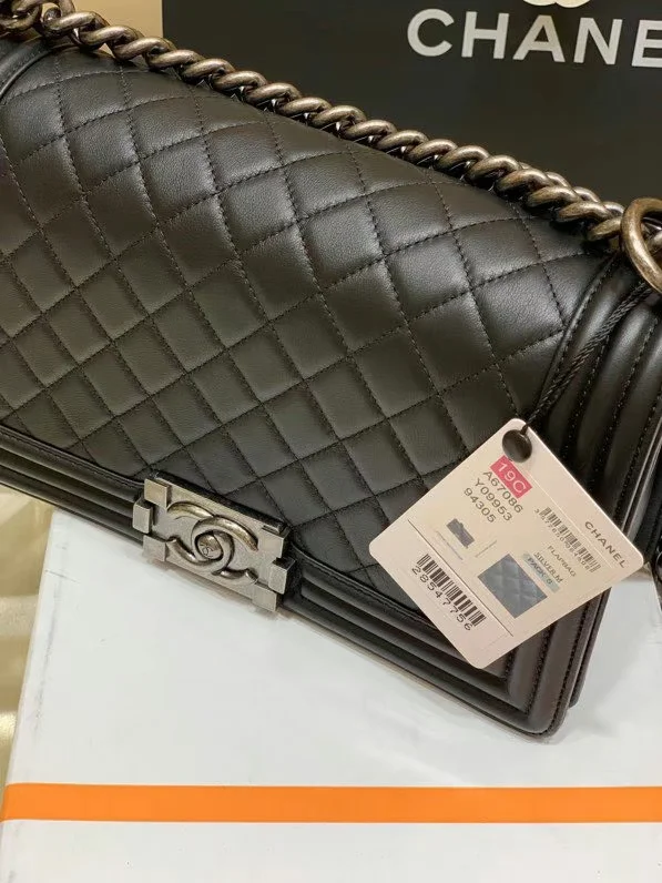Chanel Leboy Series Bags Breathable 54918