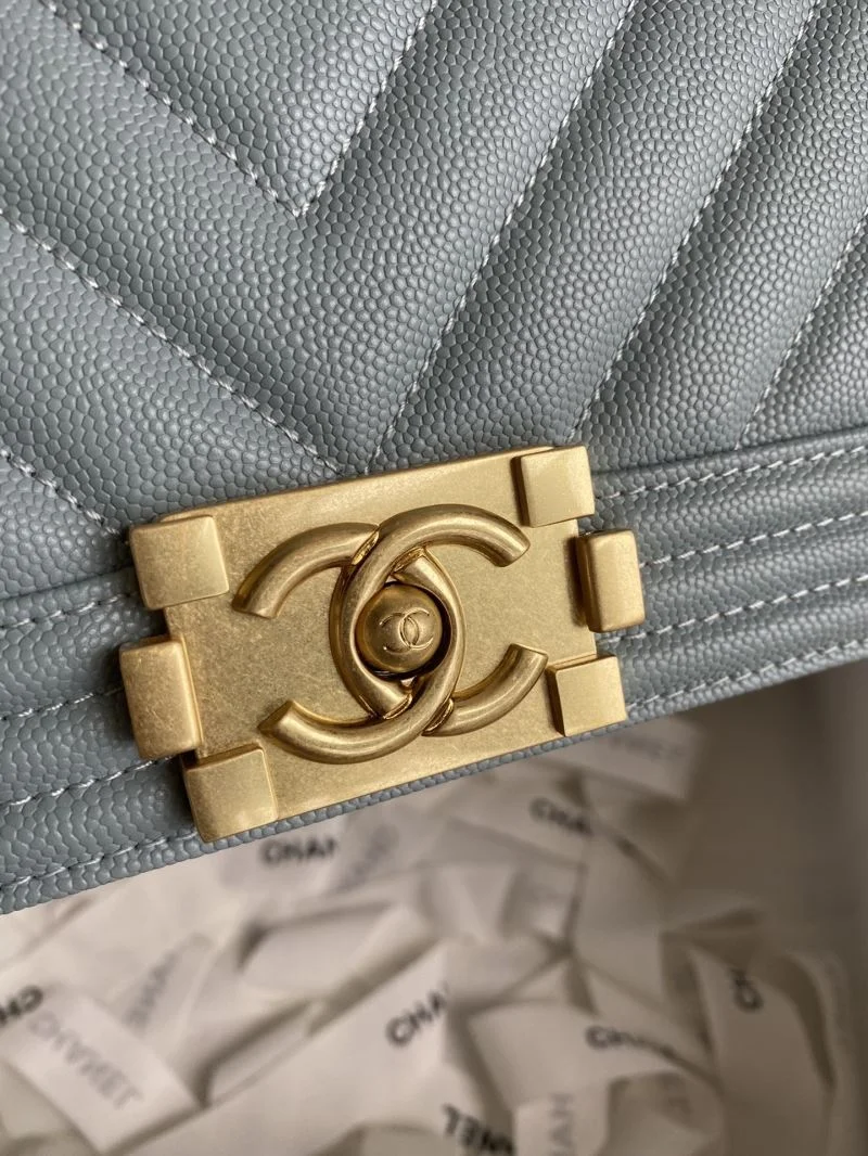 TechFriendly Chanel Leboy Series Bags 54912