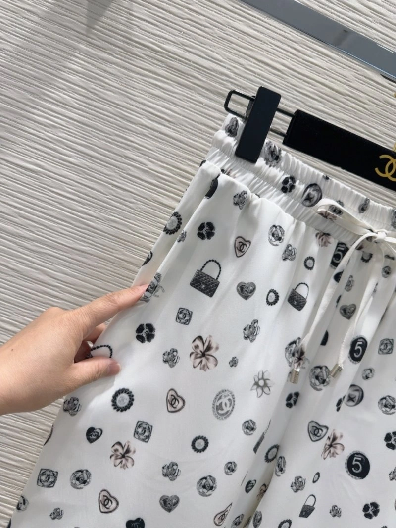 Chanel Long Pants Lightweight 108928