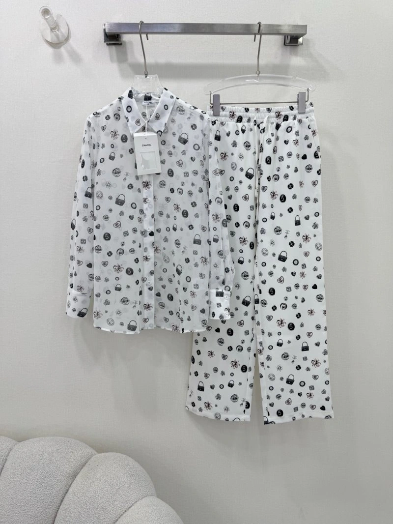 Chanel Long Pants EyeCatching 108926