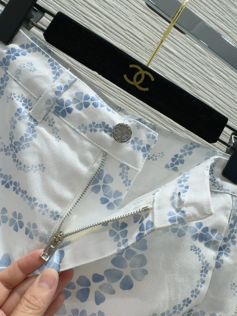Sophisticated Chanel Long Pants 108915