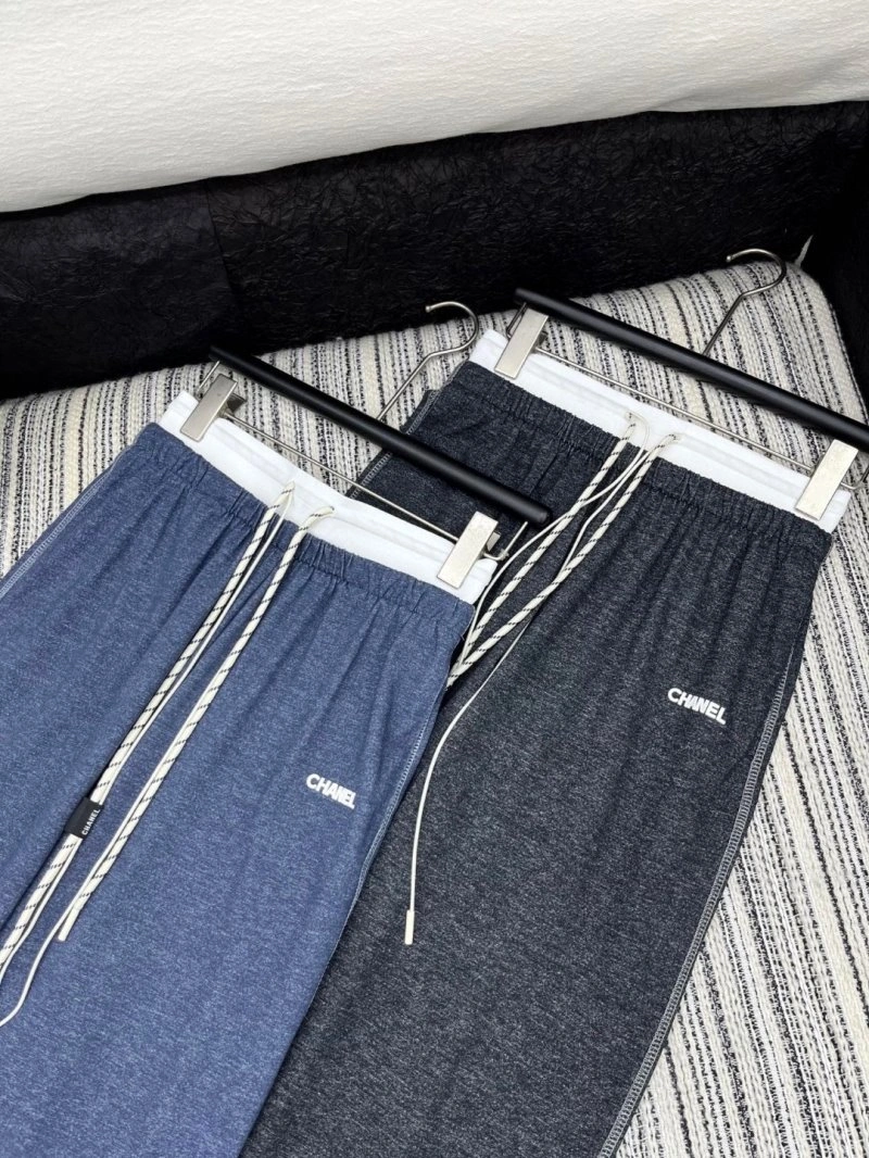 Sleek Chanel Long Pants 110605