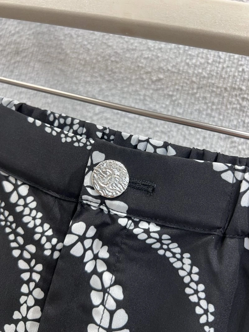 Chanel Long Pants Minimalist 110542