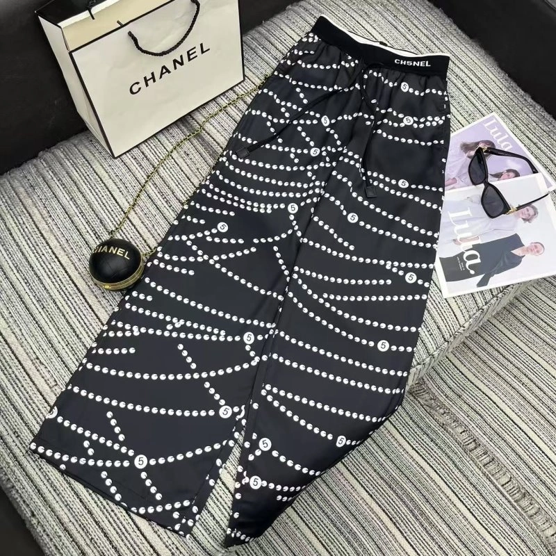 Versatile Chanel Long Pants 110549