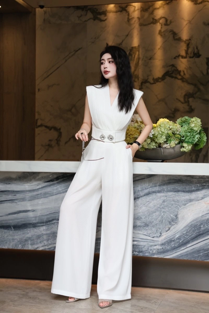 Chanel Long Pants Youthful 110540