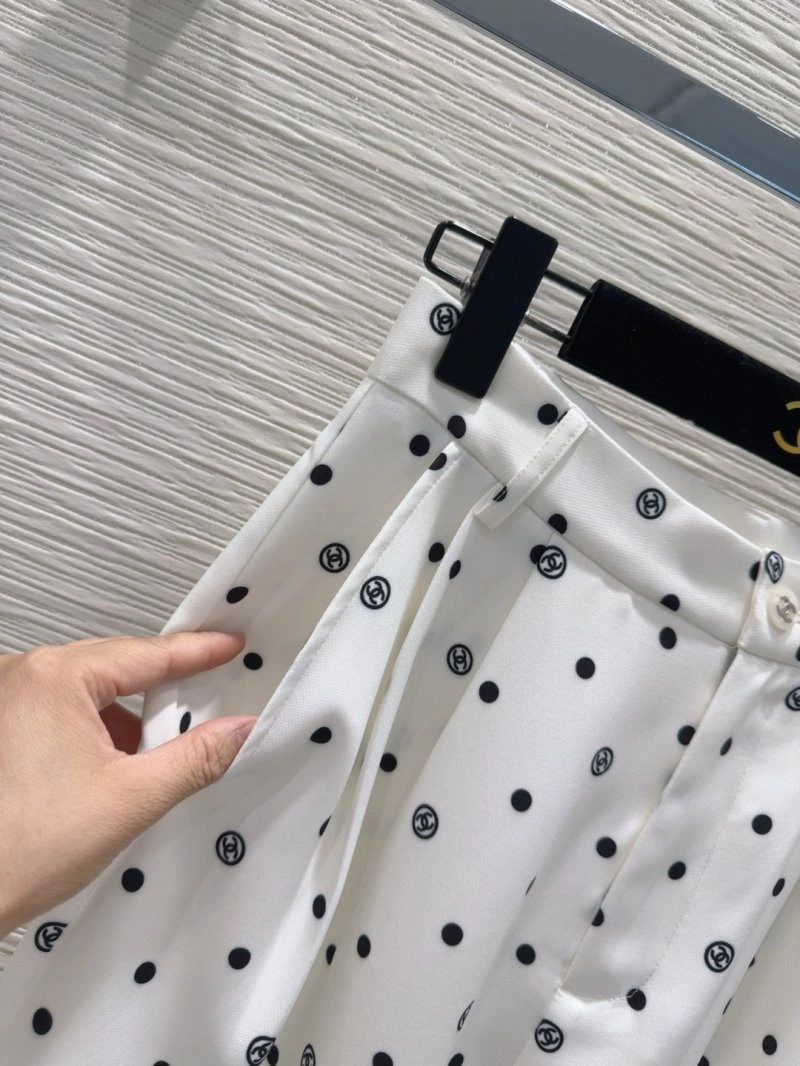 Chanel Long Pants Unique 110557