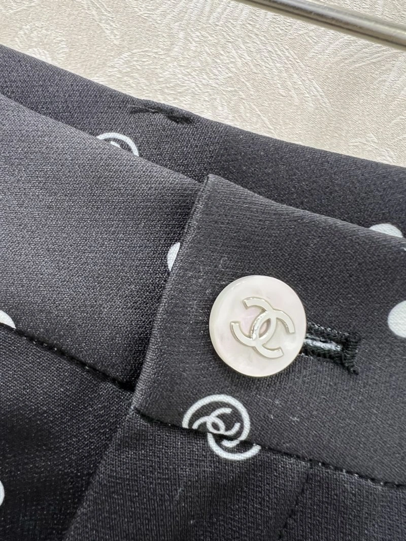 Chanel Long Pants ZipUp 110563