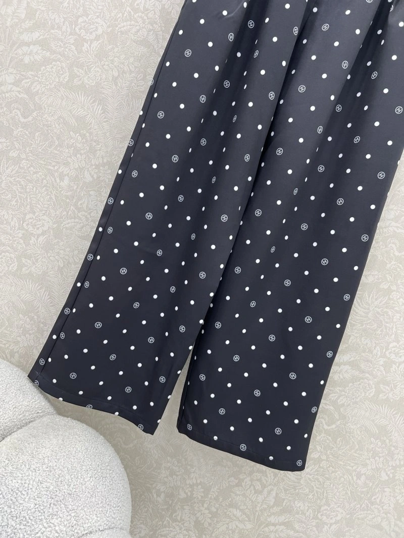 Chanel Long Pants ZipUp 110563