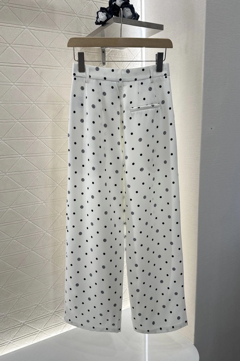 Effortless Chanel Long Pants 110536