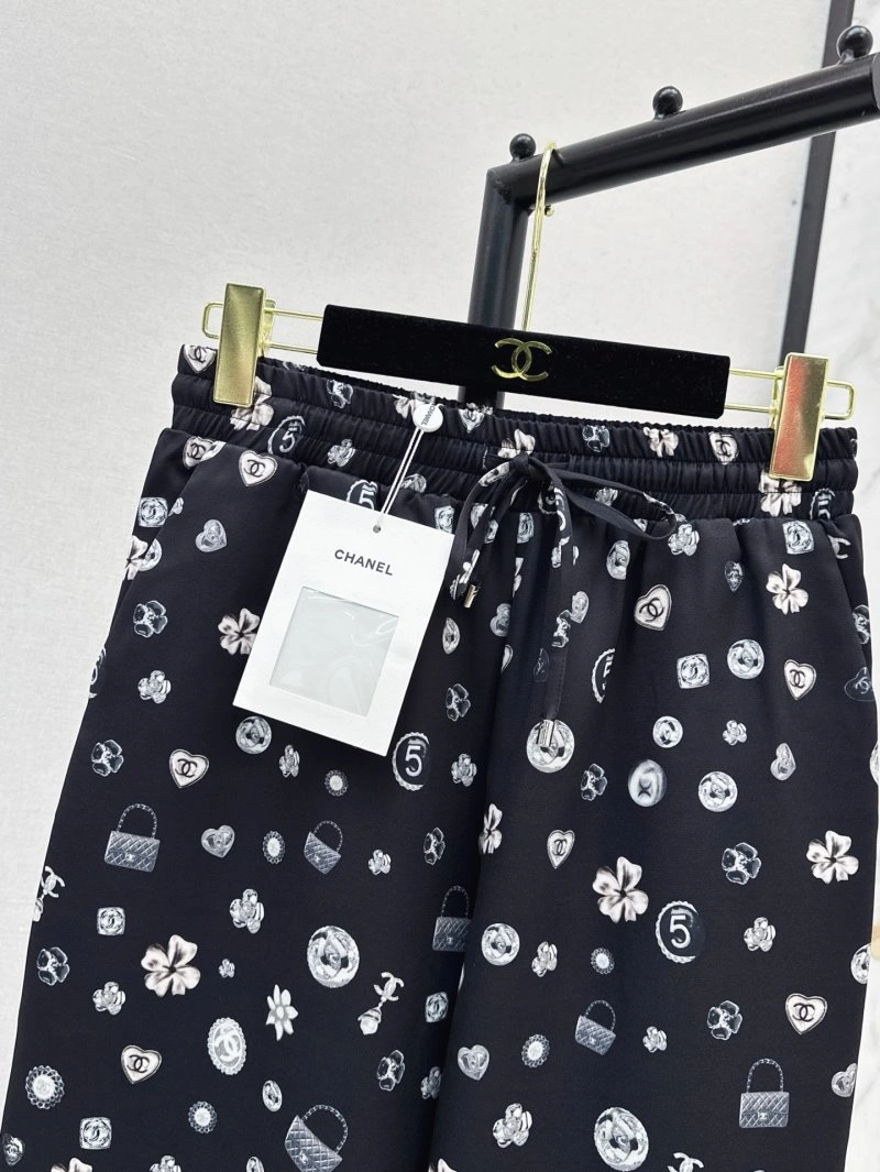 Durable Chanel Long Pants 108164