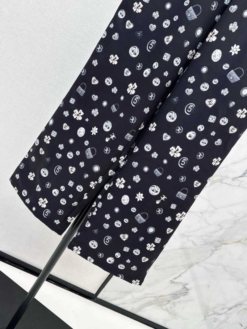 Durable Chanel Long Pants 108164