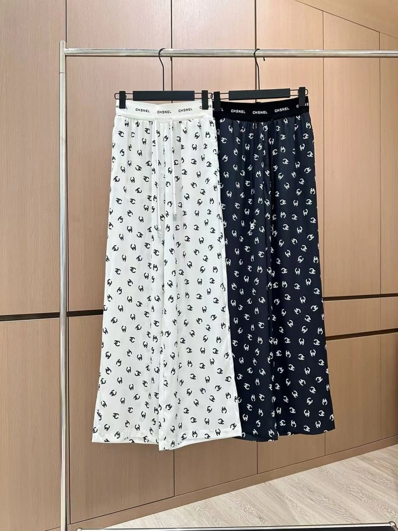 Chanel Long Pants Sophisticated 109815