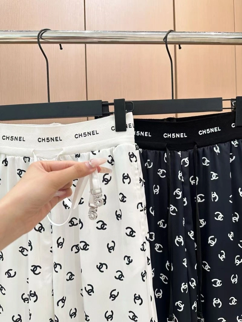 Chanel Long Pants Sophisticated 109815
