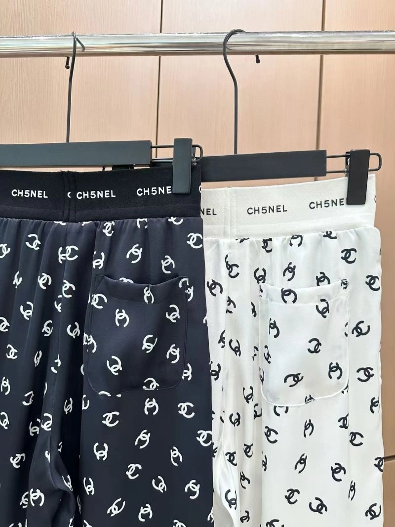 Chanel Long Pants Sophisticated 109815