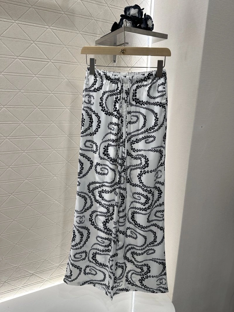 Chanel Long Pants Affordable 109473